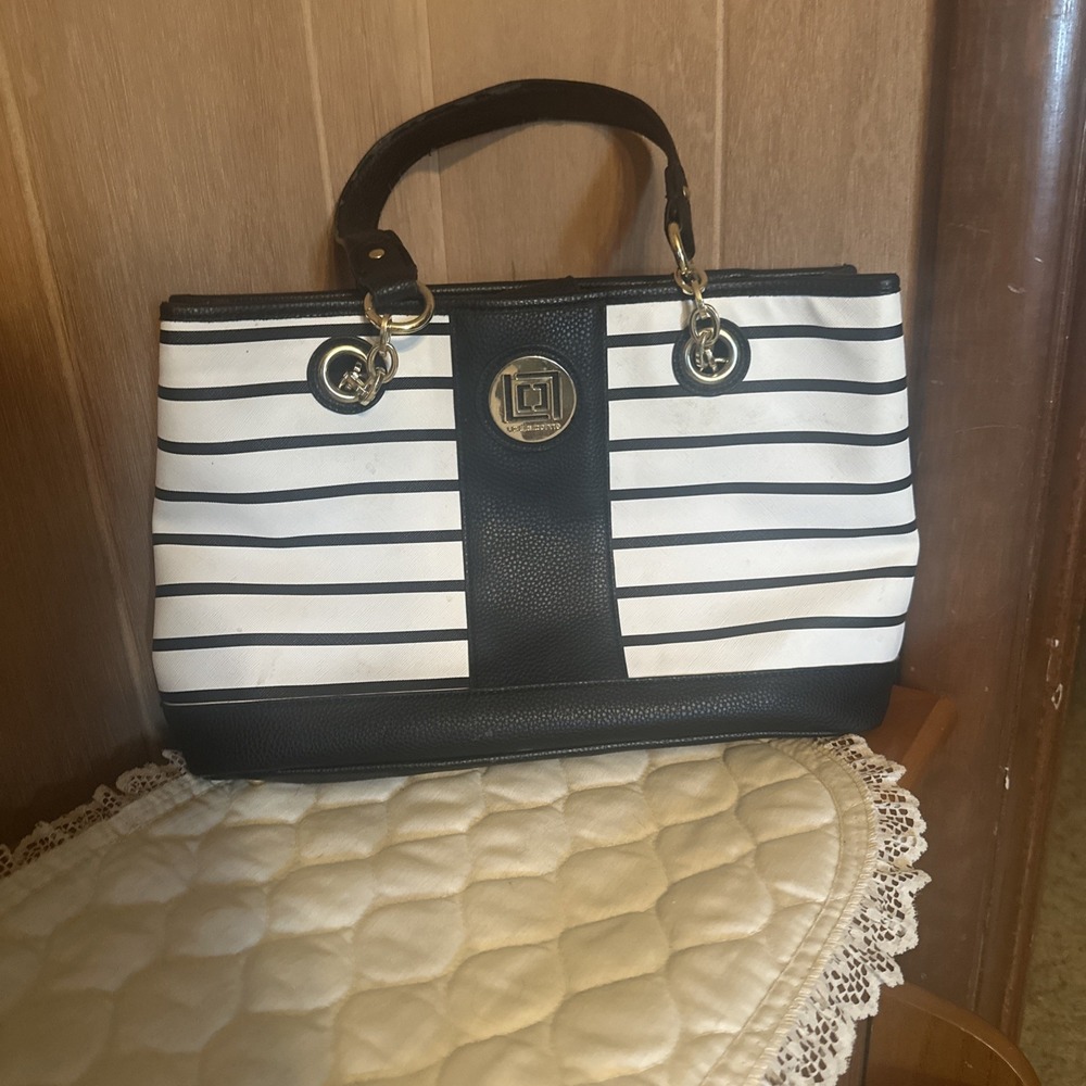 Black And White Striped Large Liz Claiborne Bag With Handles